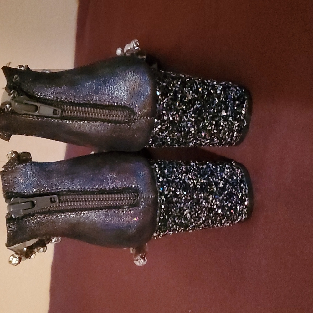 Betsy Johnson - image 3